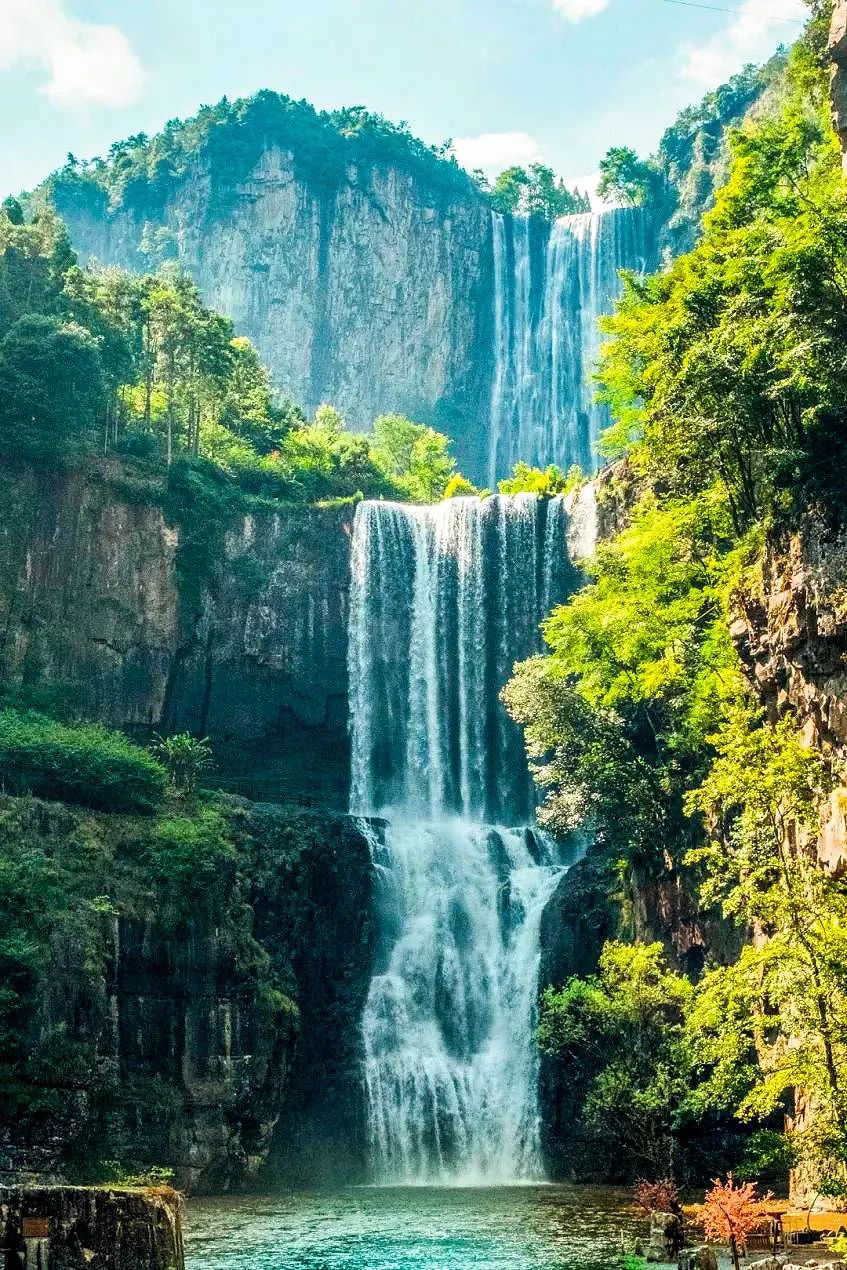 文成天鹅堡山路好开吗_文成天鹅堡旅游攻略_文成天鹅堡旅游简介