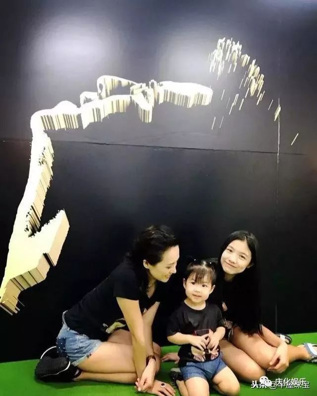 钻戒款式男_钻石戒指男款_时尚男钻戒指