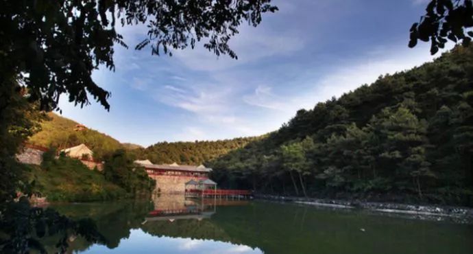 蔚县小五台山旅游景点_蔚县小五台山旅游攻略_蔚县小五台山好玩吗