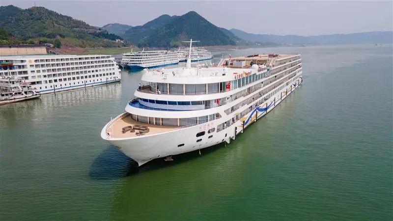 三峡豪华游轮旅游攻略-三峡豪华游轮价格套路(图6) 三峡豪华游轮旅游攻略_三峡豪华游轮图片_三峡豪华游轮价格套路