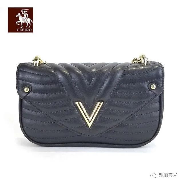 时尚国内女包品牌有哪些_2020时尚女包包品牌排行榜_国内时尚女包品牌
