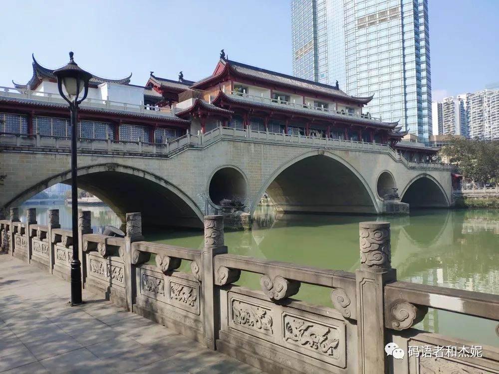 峨眉山老年人怎么玩_峨眉山老年人旅游攻略_峨眉山景区老年人门票优惠政策