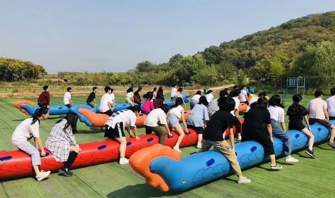 江夏梁子湖旅游攻略_江夏梁子湖自驾风景_江夏梁子湖有什么好玩的