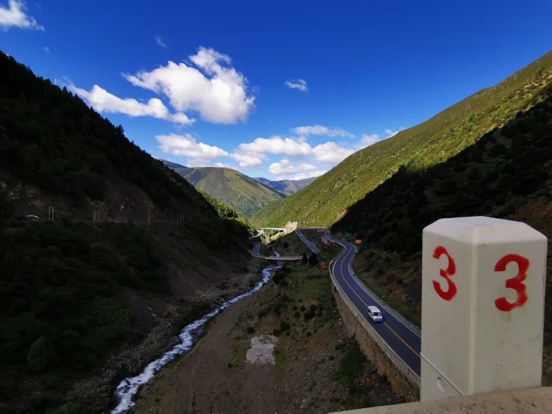 四川新都桥旅游攻略_四川新都桥旅行_四川省新都桥旅游攻略