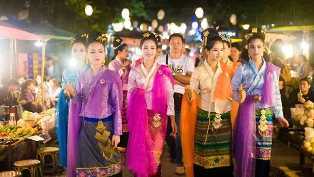 西双版纳自助餐厅_去西双版纳旅游自助游攻略_西双版纳自助餐哪家好吃
