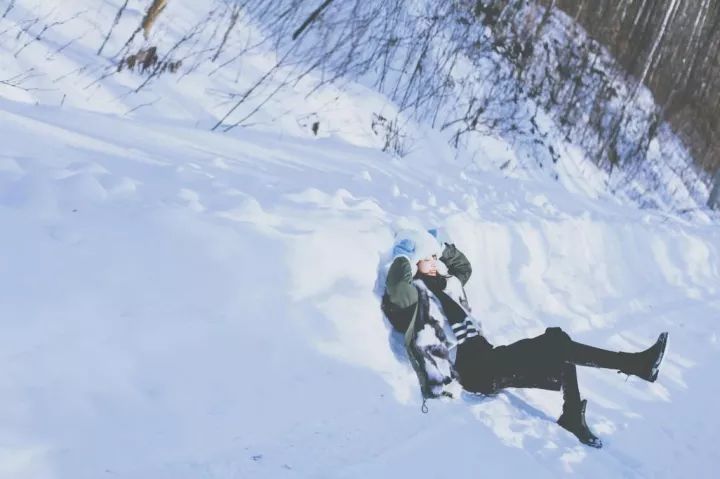 雪乡旅游穿什么衣服照片_去雪乡要穿什么鞋子_雪乡旅游 穿衣 攻略