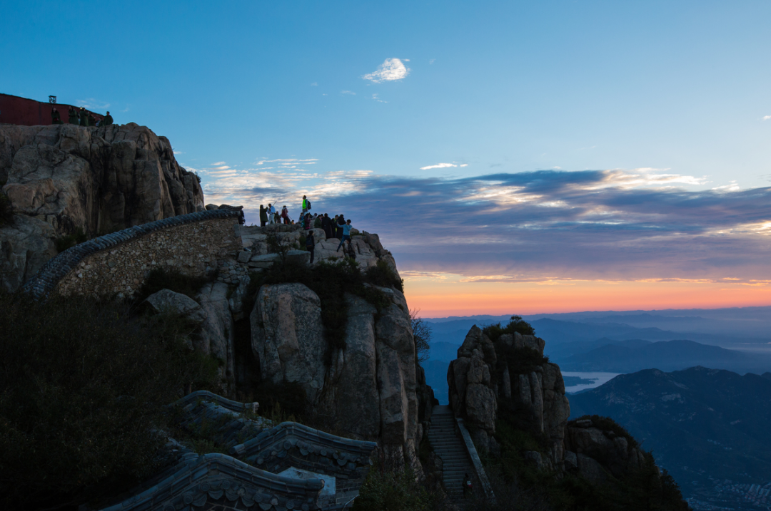 青岛攻略旅游一天多少钱_青岛一天旅游攻略_青岛攻略旅游一天要多少钱