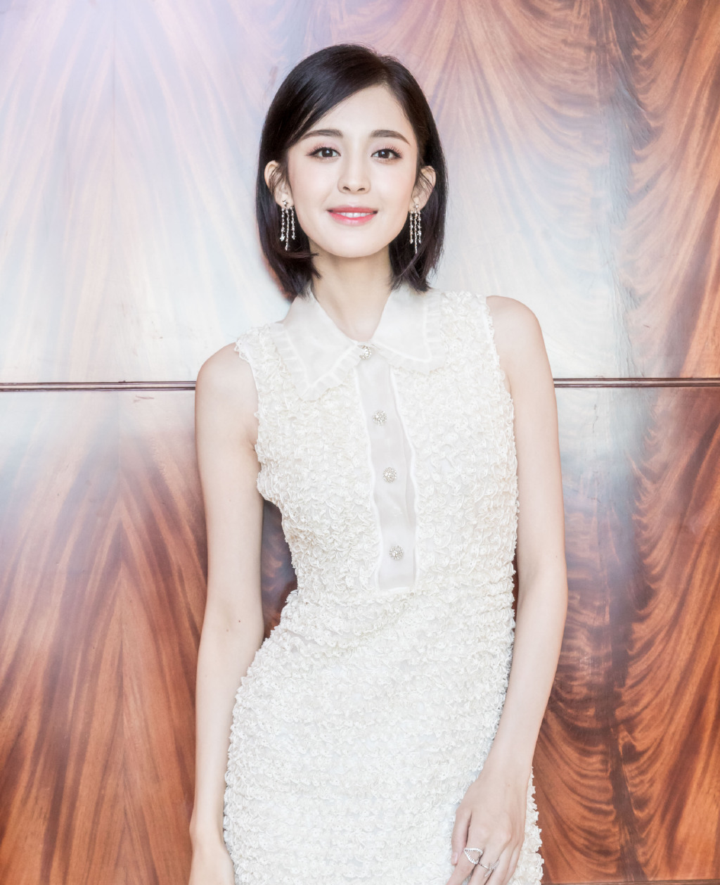 短发时尚女大全集_时尚短发女_短发时尚女2015款