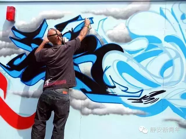 陈列架展示架效果图_陈列品是什么东西_时尚洋品店陈列橱窗