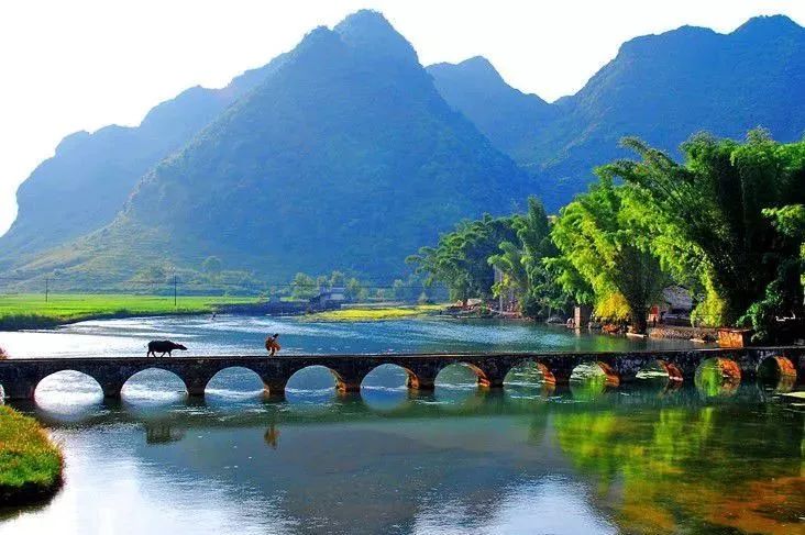 游览德天瀑布_德天瀑布旅游团_自驾德天瀑布旅游攻略