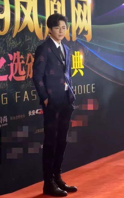 凤凰时尚盛典2019_凤凰时尚明星_凤凰网明星