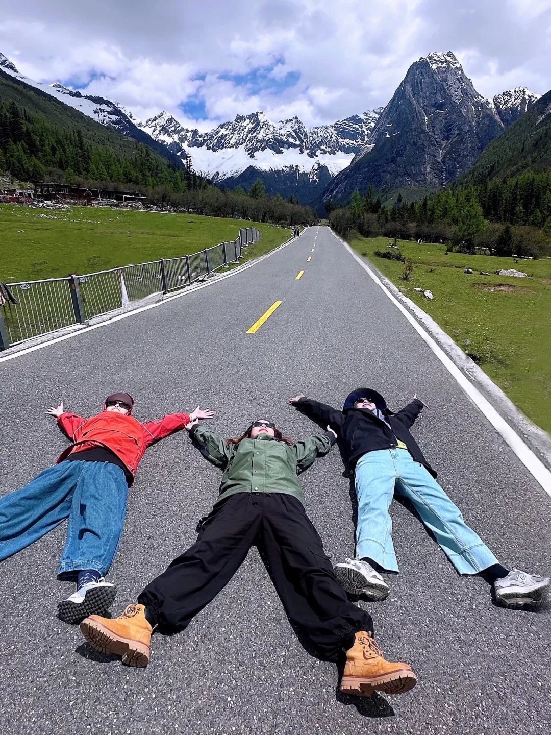 成都到拉萨旅游攻略_拉萨攻略成都旅游到哪里好玩_拉萨攻略成都旅游到哪里