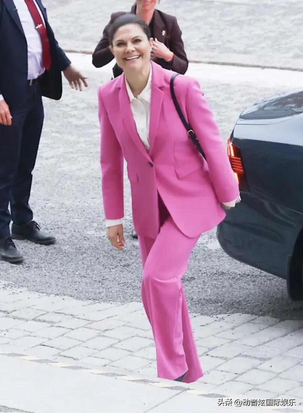 安妮时尚鲜花速递_安妮时尚_安妮时尚女装