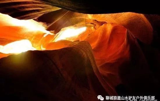 自驾游平遥古城怎么玩_自驾车平遥古城旅游攻略一日_平遥古城旅游攻略自驾路线
