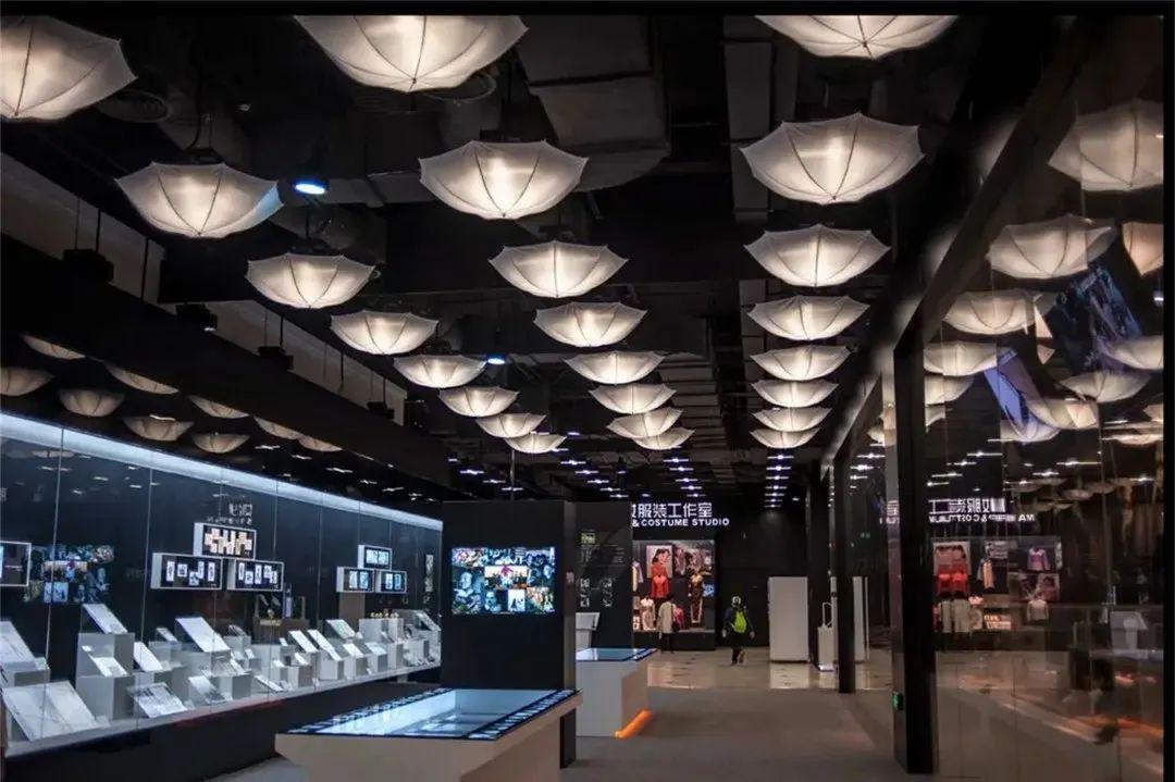 上海衡山路旅游攻略-上海衡山路休闲街景点介绍(图8) 上海的衡山路在哪个区_上海衡山路休闲街景点介绍_上海衡山路旅游攻略