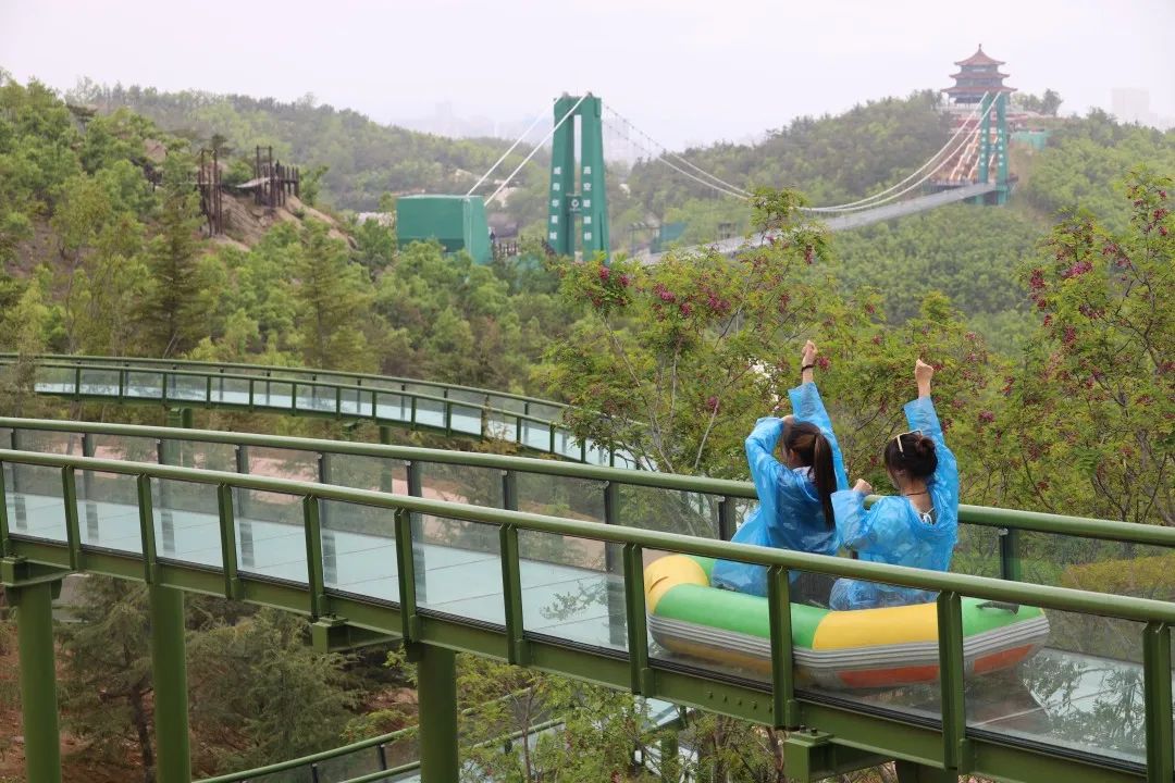 威海华夏城旅游攻略-威海华夏城旅游路线(图31) 威海华夏城旅游路线_威海华夏城景区旅游攻略_威海华夏城旅游攻略