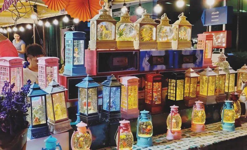 上海衡山路旅游攻略-上海衡山路休闲街景点介绍(图63) 上海衡山路休闲街景点介绍_上海的衡山路在哪个区_上海衡山路旅游攻略