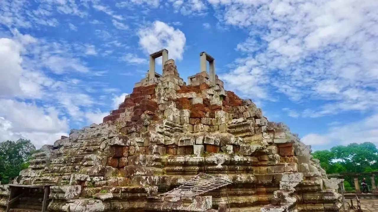 自驾窝窝旅行软件_窝窝旅游哪款好_旅游攻略app蚂蜂窝自由行手机版