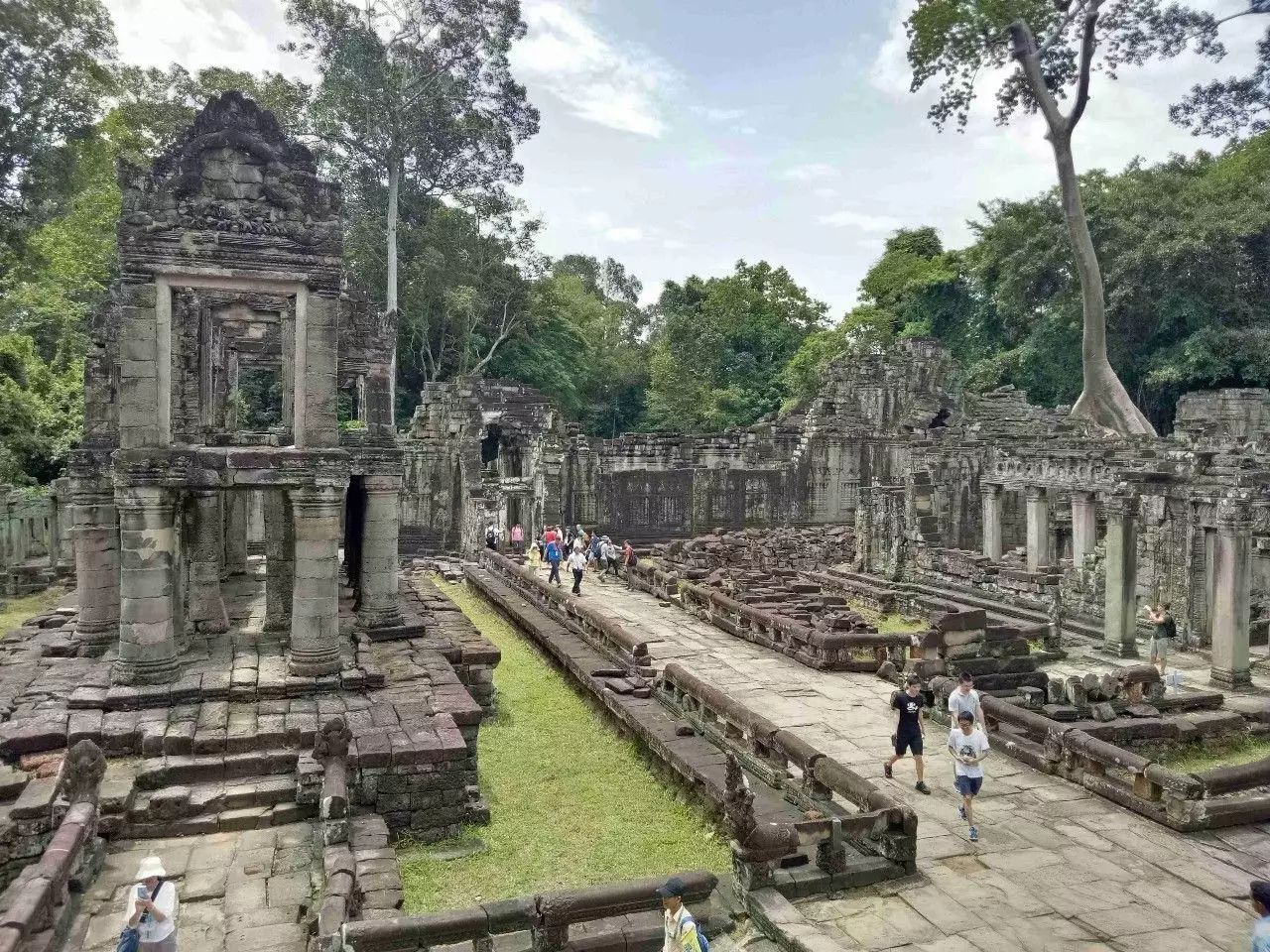 窝窝旅游哪款好_旅游攻略app蚂蜂窝自由行手机版_自驾窝窝旅行软件