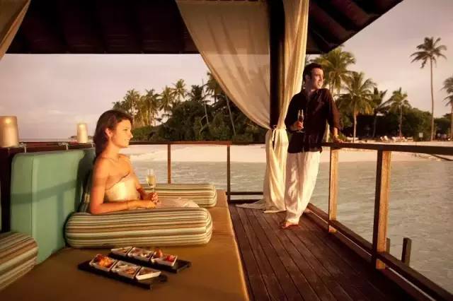 马尔代夫伊露岛旅游攻略-马尔代夫伊瑚鲁岛(图20) 马尔代夫伊瑚鲁岛_马尔代夫伊露岛旅游攻略_马尔代夫伊露薇莉岛