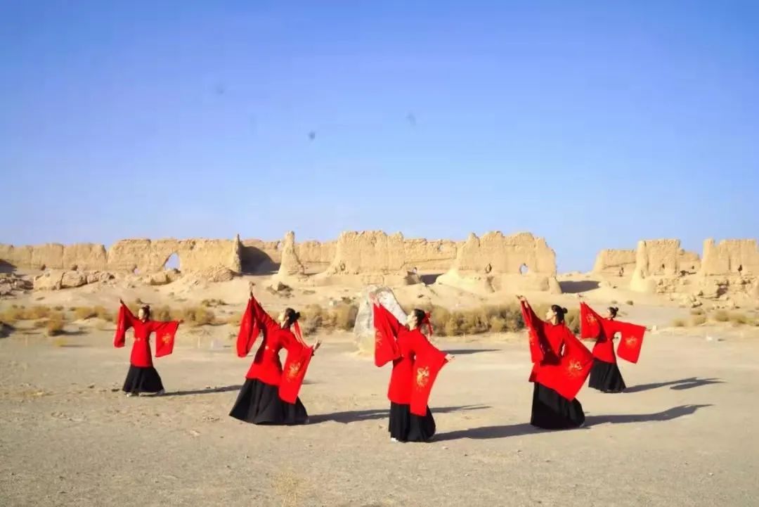 莫高窟攻略_莫高窟旅行攻略_十一莫高窟旅游攻略