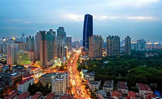 夜景上海攻略旅游景点推荐_上海夜景旅游景点_上海夜景旅游攻略
