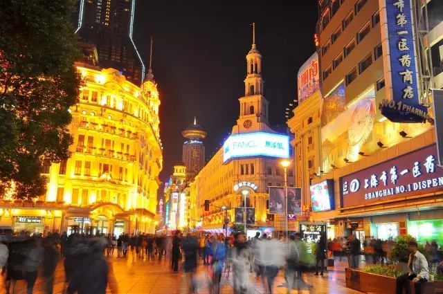 上海夜景旅游攻略_上海夜景旅游景点_夜景上海攻略旅游景点推荐