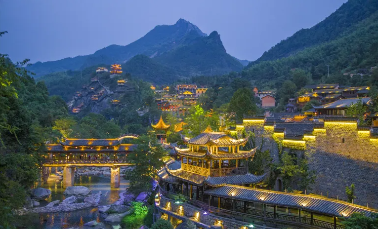 坐火车到三清山哪站下_三清山在哪个火车站下车_乘火车游三清山旅游攻略