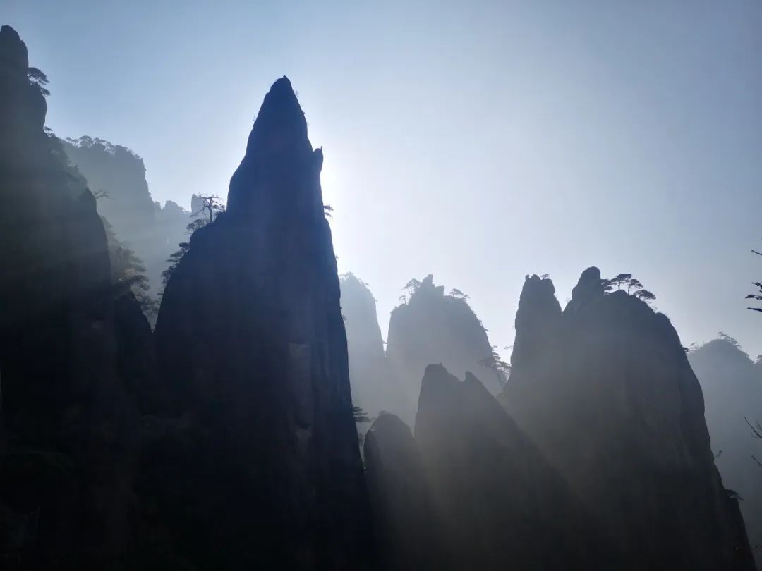 乘火车游三清山旅游攻略_三清山火车票_三清山有火车站时刻表