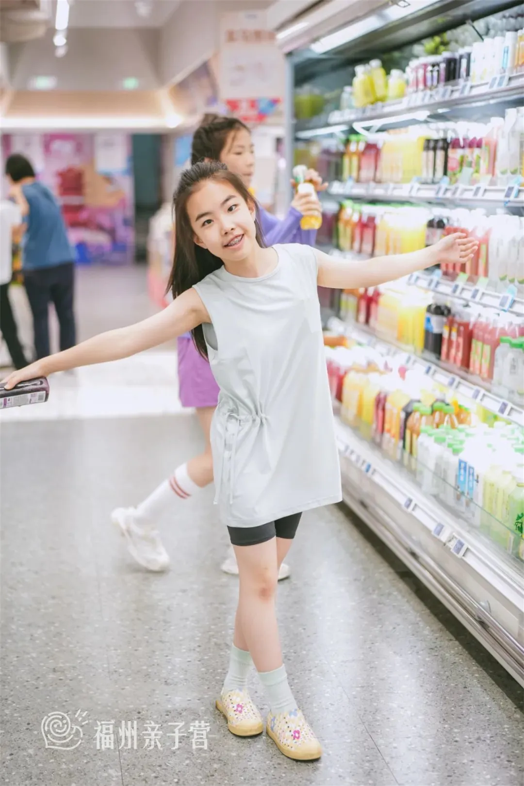 时尚工装服_时尚工装品牌有哪些_时尚工装图片大全