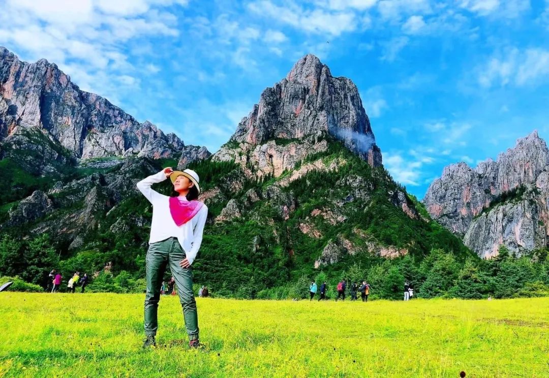 兰州至夏河路上有景点_兰州 夏河 旅游攻略_兰州夏河海拔多少米