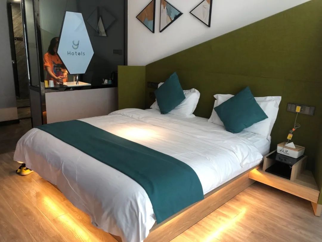 兰州至夏河路上有景点_兰州 夏河 旅游攻略_兰州夏河海拔多少米