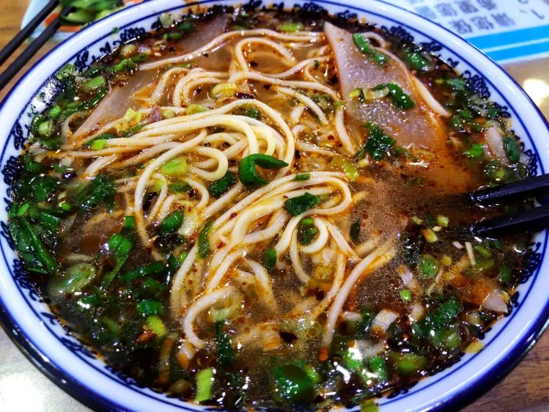 兰州 夏河 旅游攻略_兰州夏河海拔多少米_兰州至夏河路上有景点