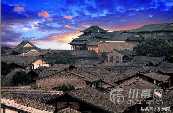 赤水天台镇_赤水天台山旅游攻略_赤水天台山风景图