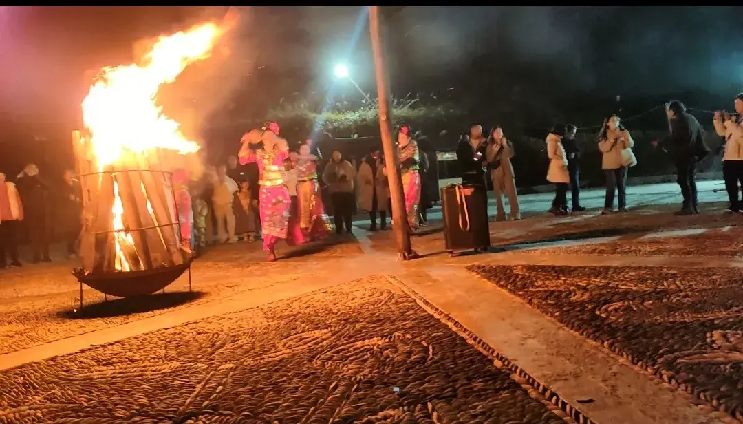 贵州西江苗寨旅游攻略_贵州西江苗寨mbi_贵州省西江苗寨旅游