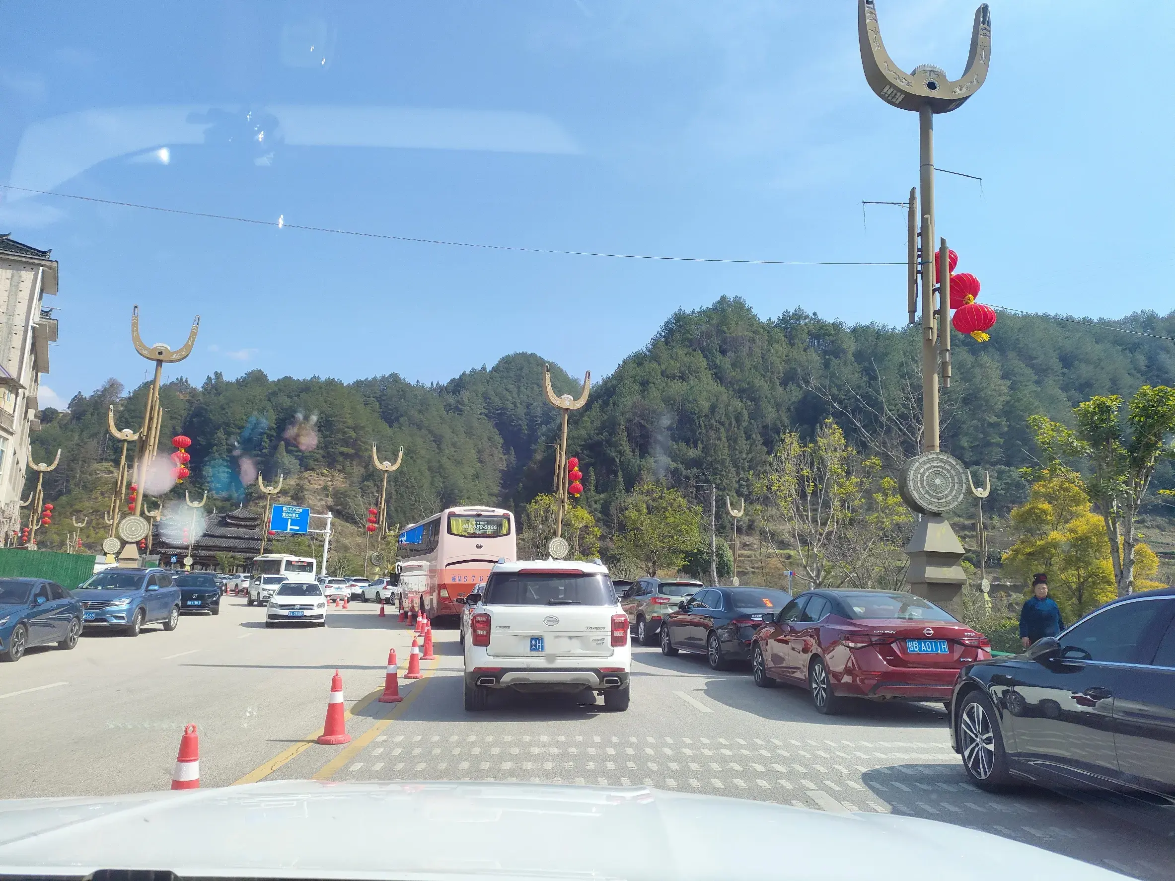 贵州西江苗寨旅游攻略_贵州西江苗寨mbi_贵州省西江苗寨旅游