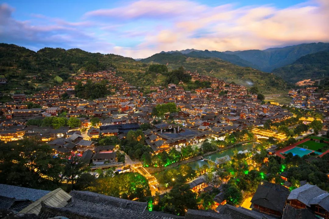 青海湖旅游线路精选_2024青海湖旅游攻略_青海湖旅游攻略路线4天