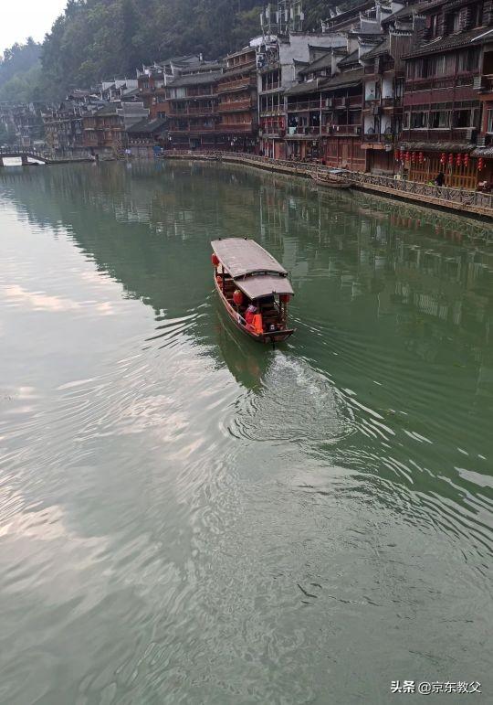 去凤凰古城旅游攻略-凤凰古城景区地址(图6) 古城凤凰有什么好玩的_凤凰古城景区地址_去凤凰古城旅游攻略