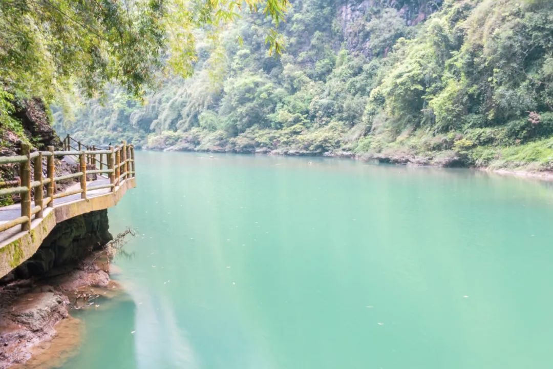 重庆一日旅游攻略_攻略重庆旅游景点路线_攻略重庆旅游的地方