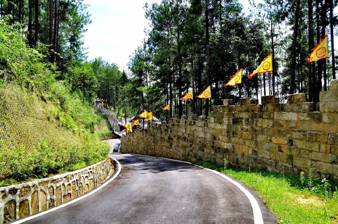 重庆一日旅游攻略_攻略重庆旅游景点路线_攻略重庆旅游的地方