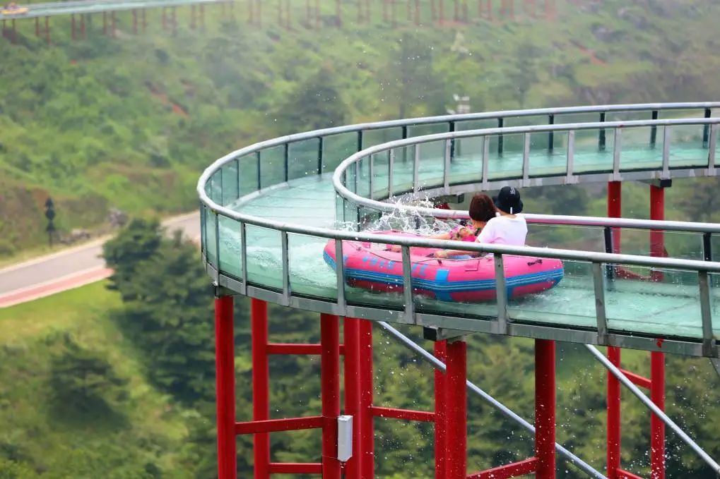 重庆一日旅游攻略_攻略重庆旅游景点路线_攻略重庆旅游的地方