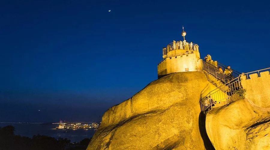 冬天的鼓浪屿景色描写_鼓浪屿冬季气温情况_鼓浪屿旅游攻略冬天