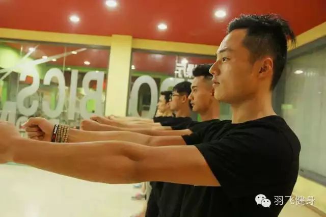 郑州时尚爵士舞-郑州爵士舞蹈(图19) 郑州时尚爵士舞_郑州jd爵士舞_郑州爵士舞蹈