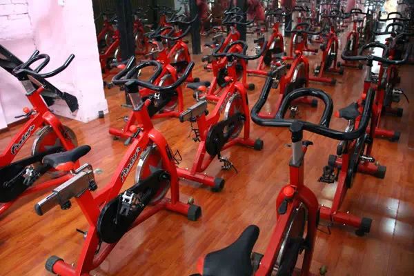 郑州时尚爵士舞-郑州爵士舞蹈(图29) 郑州时尚爵士舞_郑州jd爵士舞_郑州爵士舞蹈