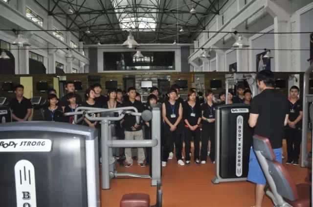 郑州时尚爵士舞-郑州爵士舞蹈(图47) 郑州时尚爵士舞_郑州jd爵士舞_郑州爵士舞蹈