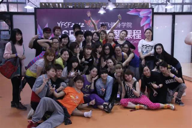 郑州时尚爵士舞-郑州爵士舞蹈(图62) 郑州时尚爵士舞_郑州jd爵士舞_郑州爵士舞蹈