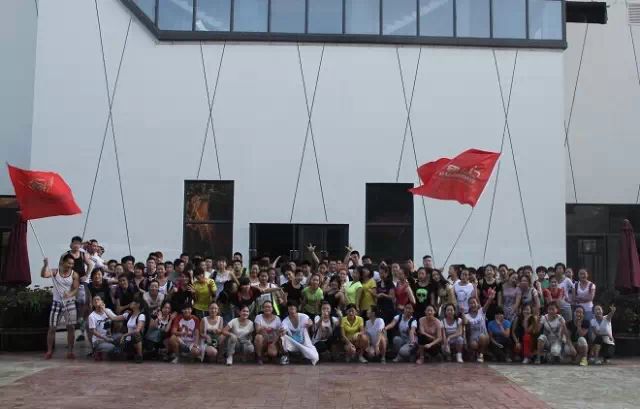 郑州时尚爵士舞-郑州爵士舞蹈(图76) 郑州时尚爵士舞_郑州爵士舞蹈_郑州jd爵士舞