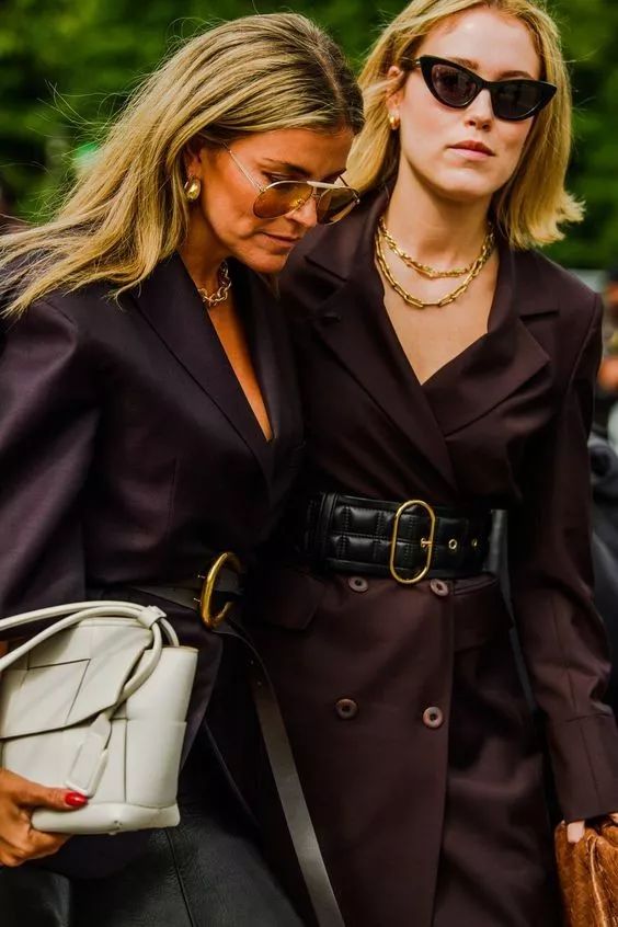 时尚夸张耳环_夸张耳环时尚的句子_夸张耳环适合什么场合