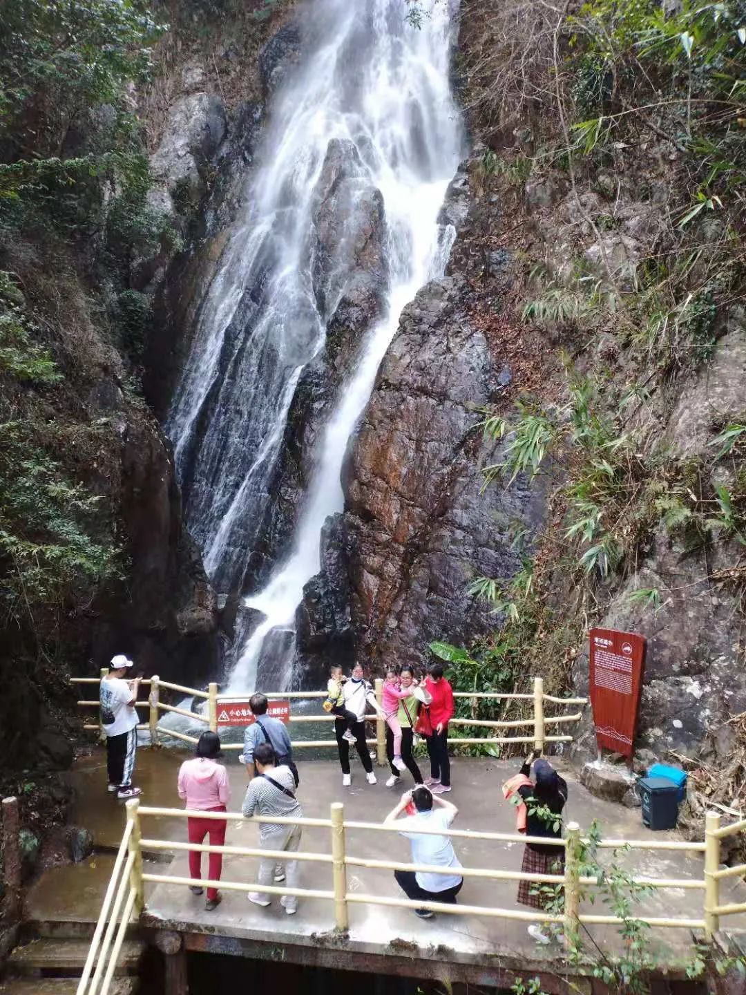 德庆盘龙峡谷风景区_德庆盘龙峡_德庆盘龙峡旅游攻略