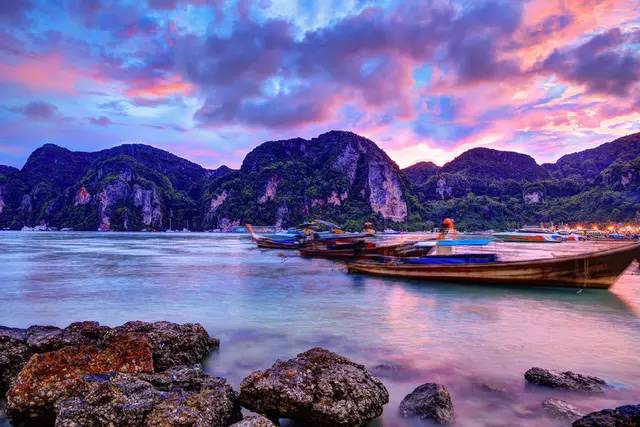 普吉岛旅游攻略五天四夜_普吉岛夜市在哪里_普吉岛skypark